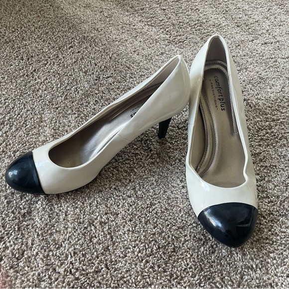 Predictions Comfort Plus Black and Cream Classic Pump - Picture 9 of 9